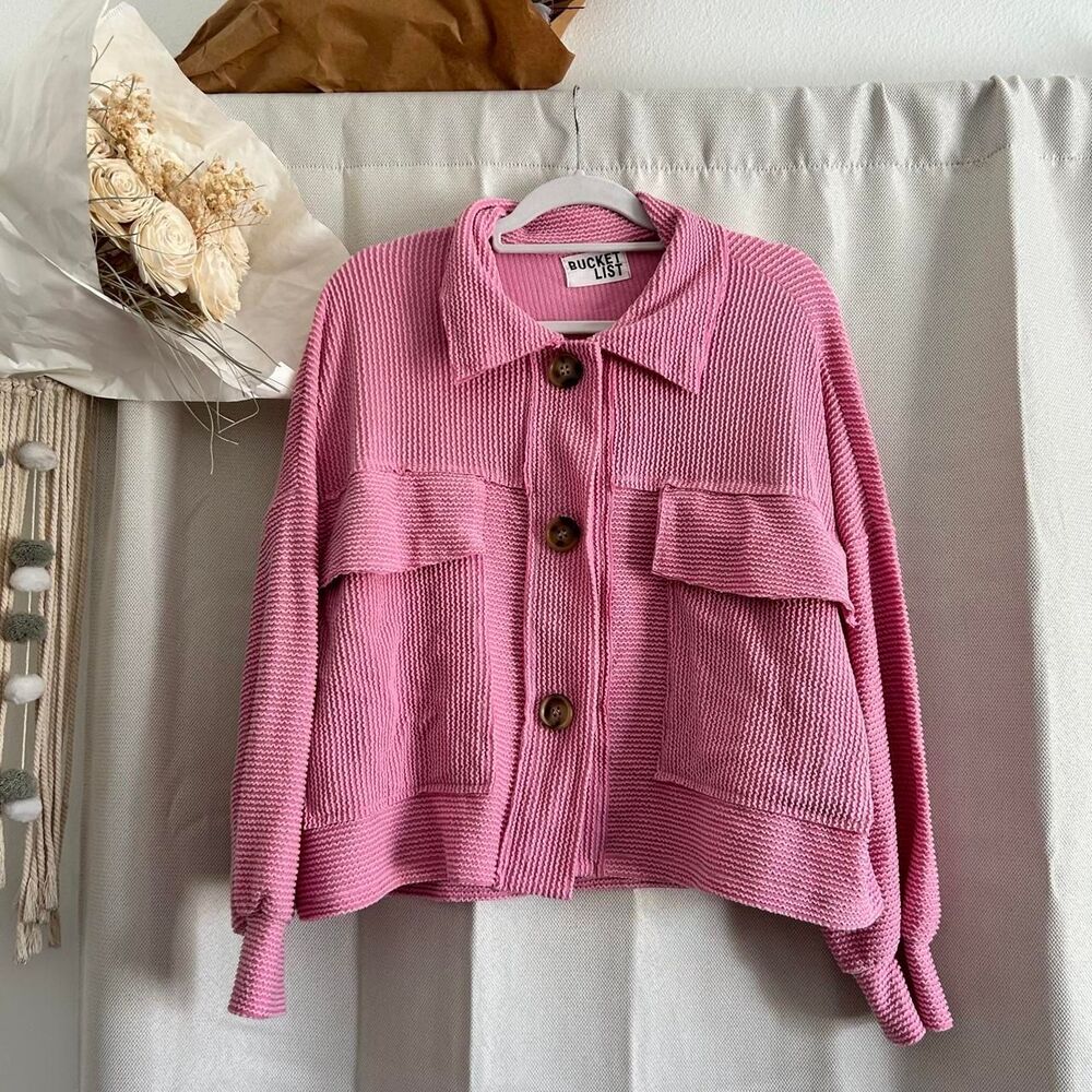 BucketList Pink Textured Knit Cropped Shacket Size Small Y2K Coquette